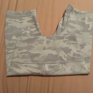 Lululemon biker shorts size 4